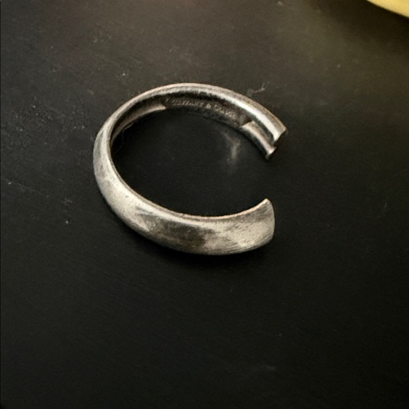 Womens Tiffany’s size 7 open ring - Picture 3 of 3